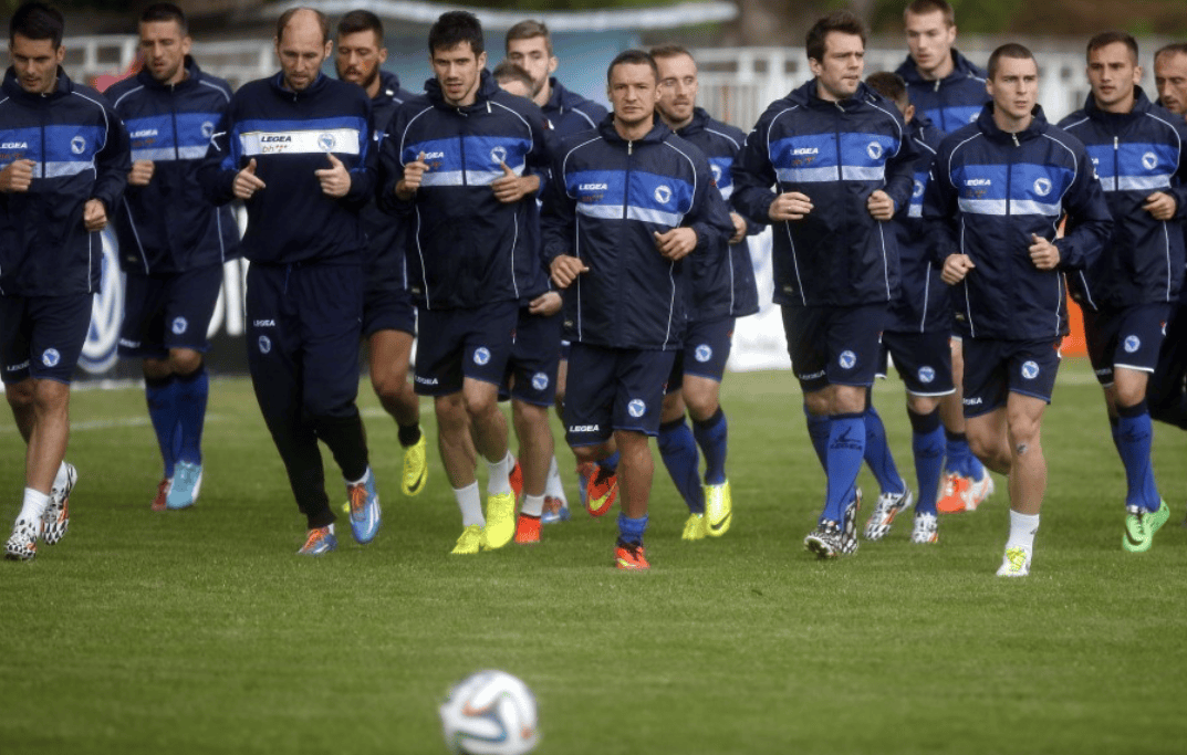 比利时备战欧预赛对决波黑，全力备战的简单介绍